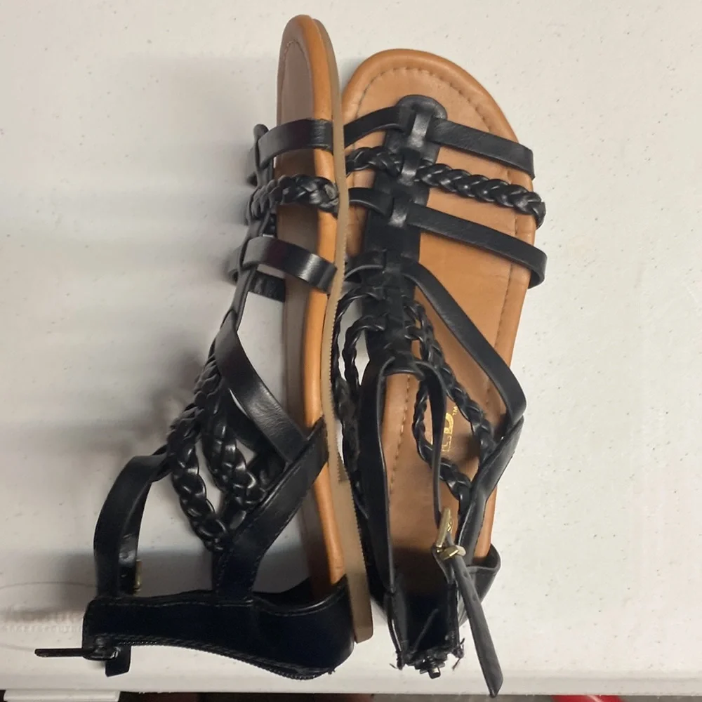 Black gladiator zip up sandal - Picture 4 of 7